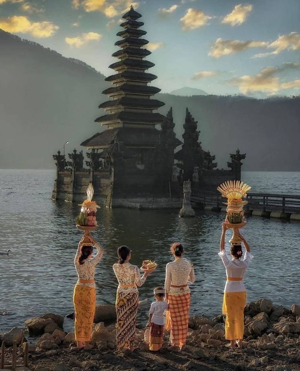 Hành trình tâm linh và khám phá văn hóa tại đền Yogyakarta, Bali - 3