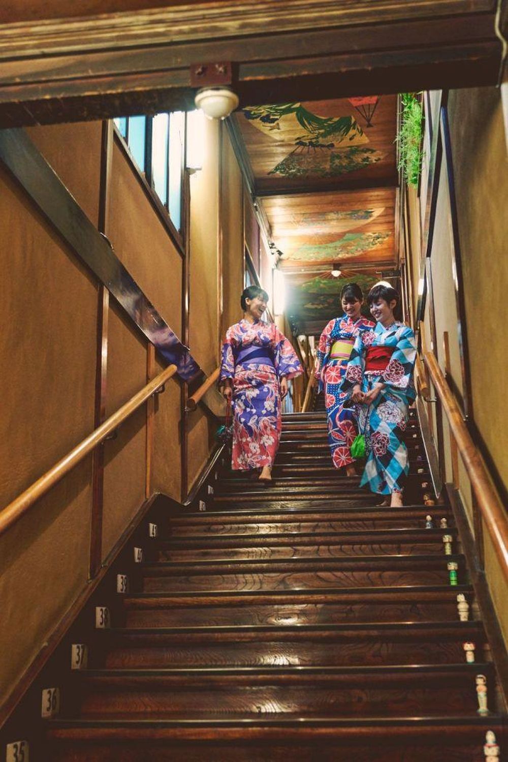 Khách sạn được coi là 'kho báu nghệ thuật' của Nhật Bản 11