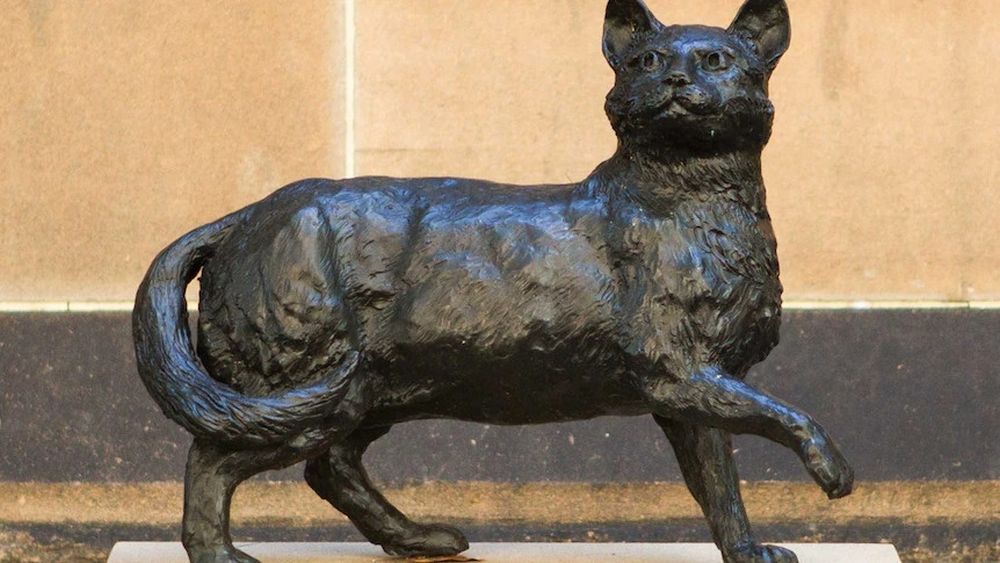Khám phá 10 tượng mèo nổi tiếng trên thế giới 5