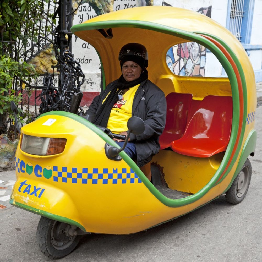 Khám phá 20 phương tiện chở khách độc đáo trên thế giới 7