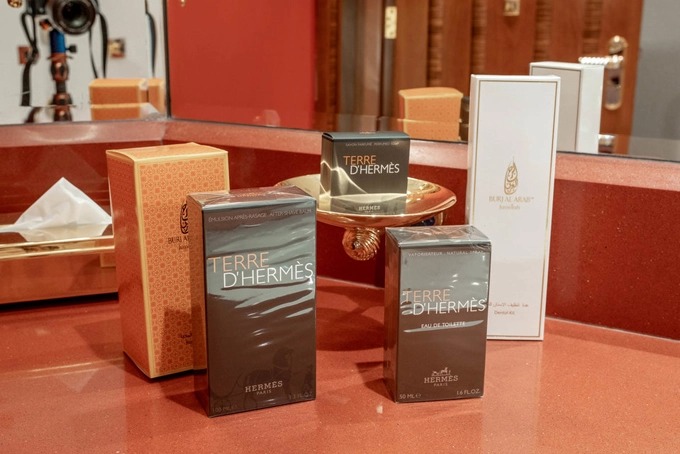 Khám phá bên trong khách sạn 7 sao duy nhất trên thế giới 10