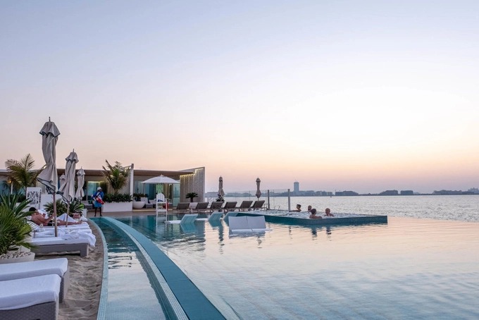 Khám phá bên trong khách sạn 7 sao duy nhất trên thế giới 13