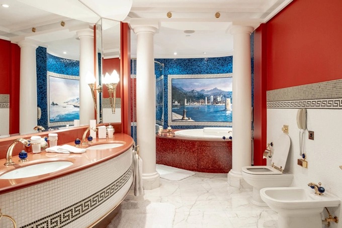 Khám phá bên trong khách sạn 7 sao duy nhất trên thế giới 9