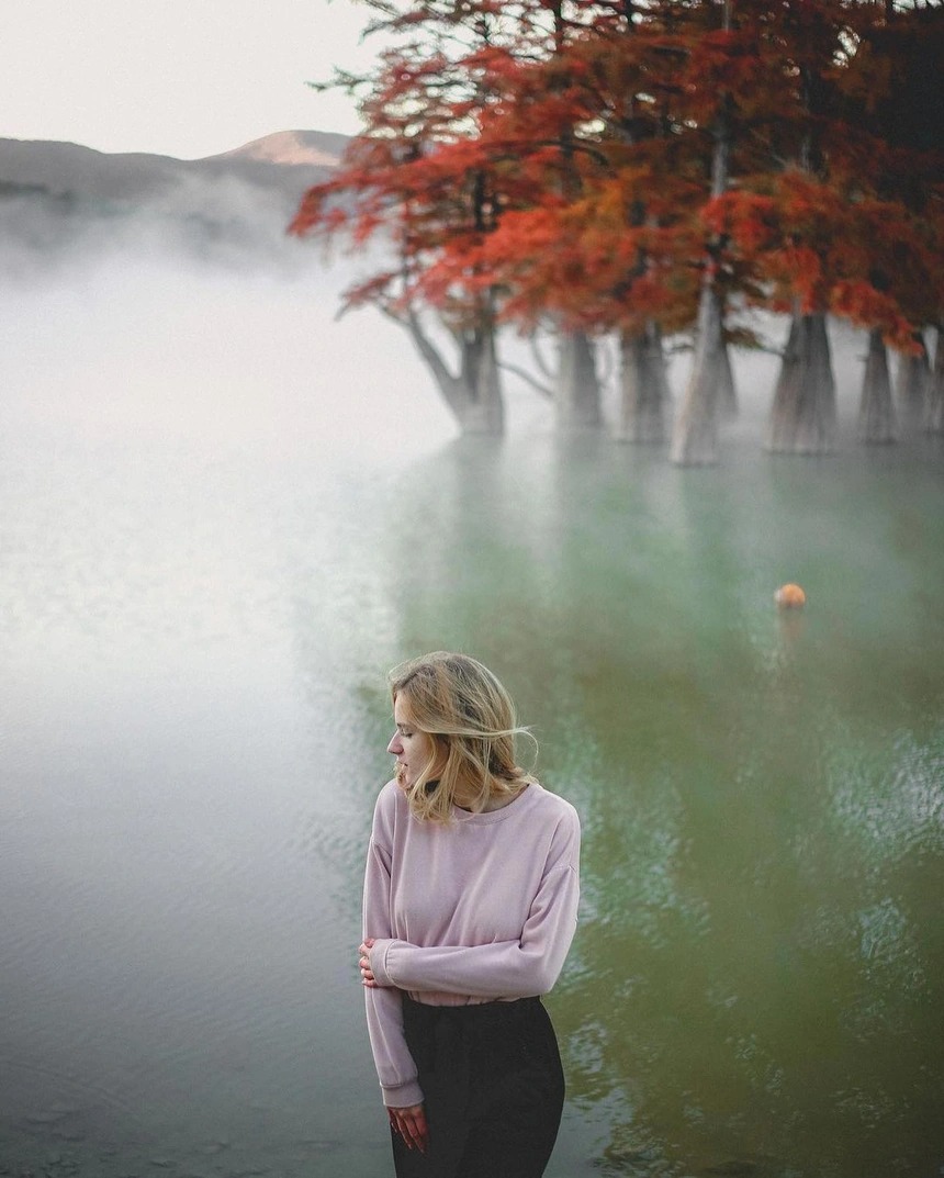 Khám phá khu rừng đỏ bí ẩn ở Nga 5