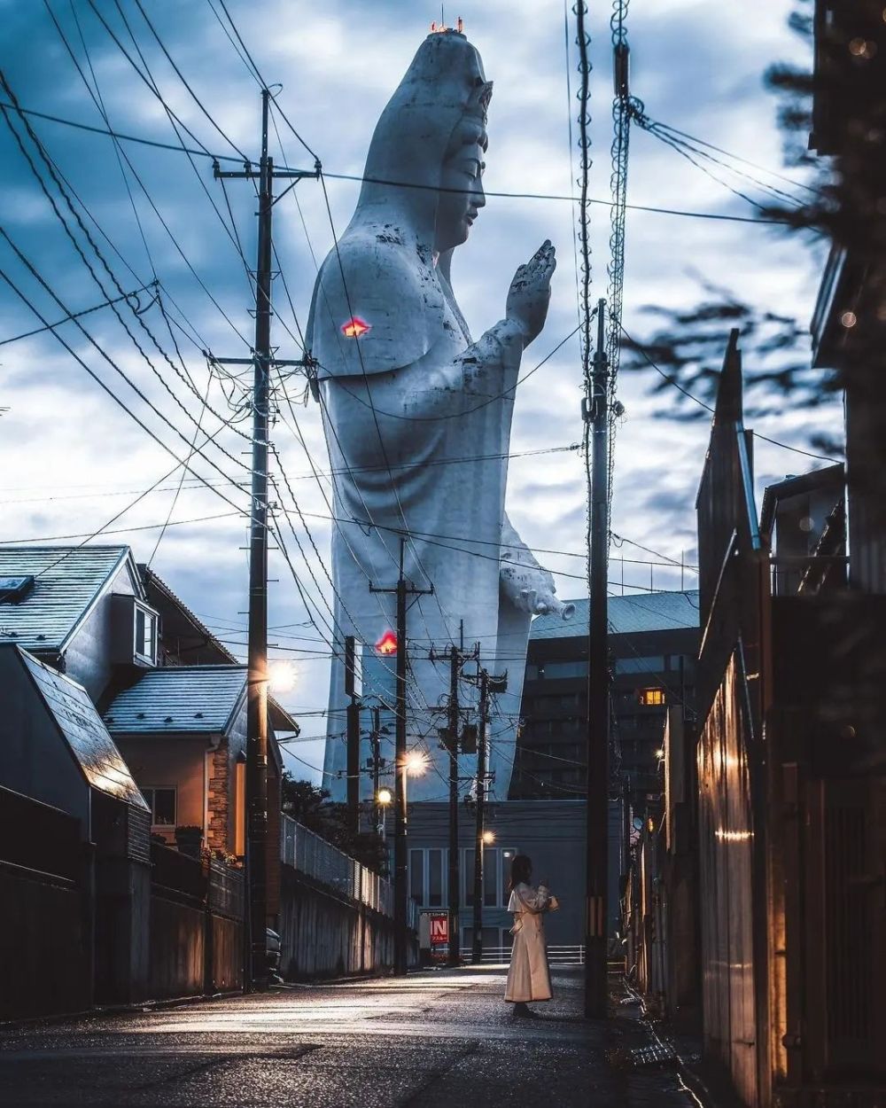 Khám phá những bức tượng cao nhất thế giới 4