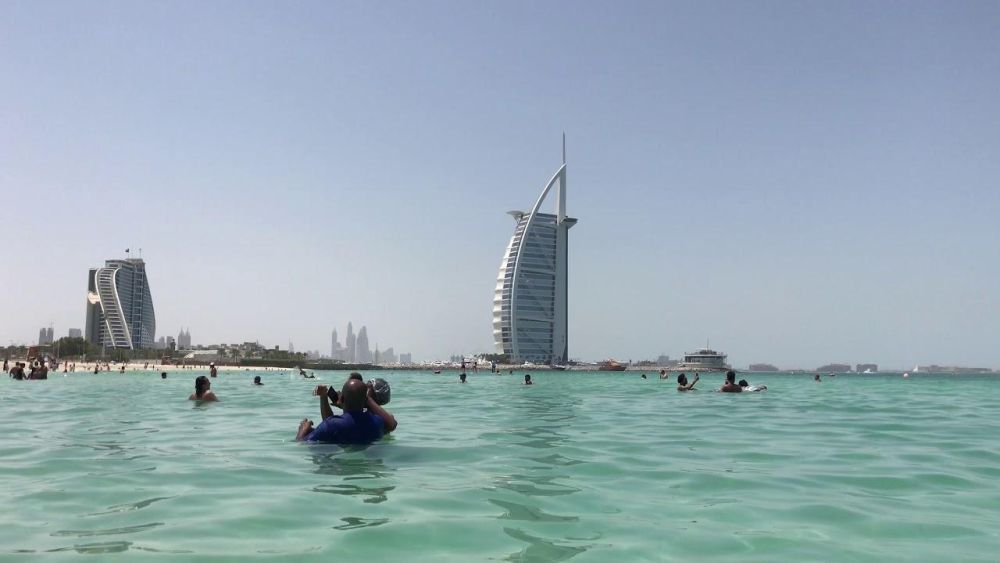 Những bãi biển đẹp nhất ở Dubai 3