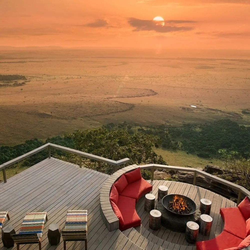 Những khách sạn cheo leo trên vách núi đá 2