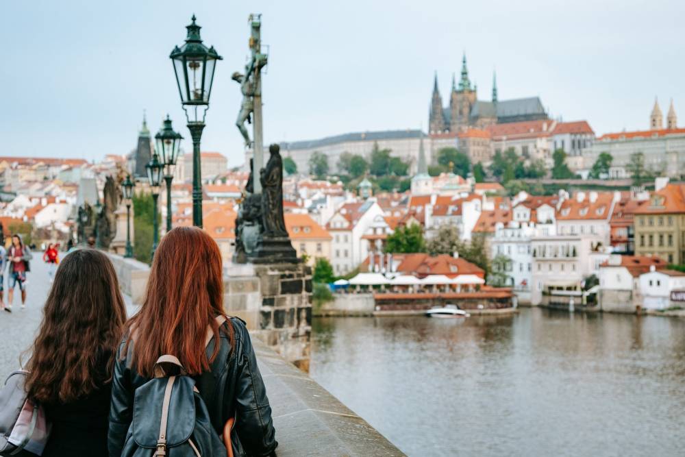 Những Kiệt Tác Kiến Trúc Đầy Mê Hoặc Ở Praha ảnh 2