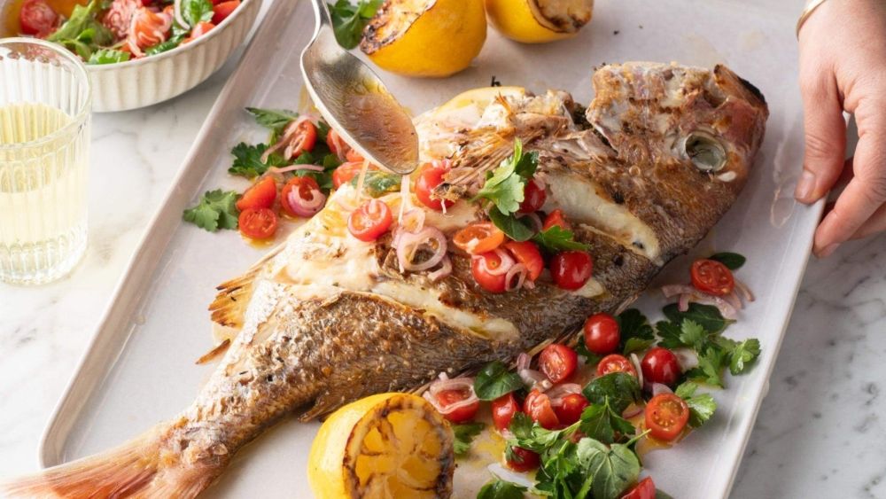 Những nghi thức ăn uống kỳ lạ trên thế giới 5