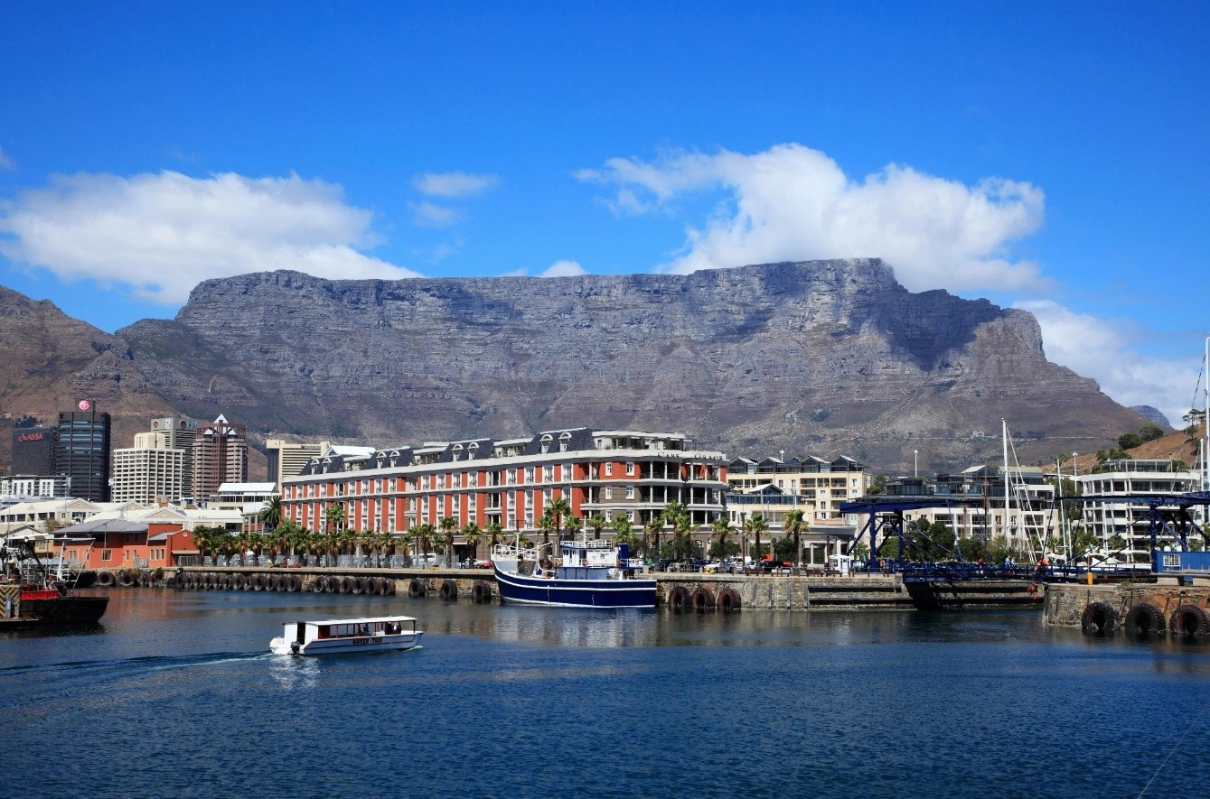 Những ngọn núi có phần đỉnh bẳng phẳng 7