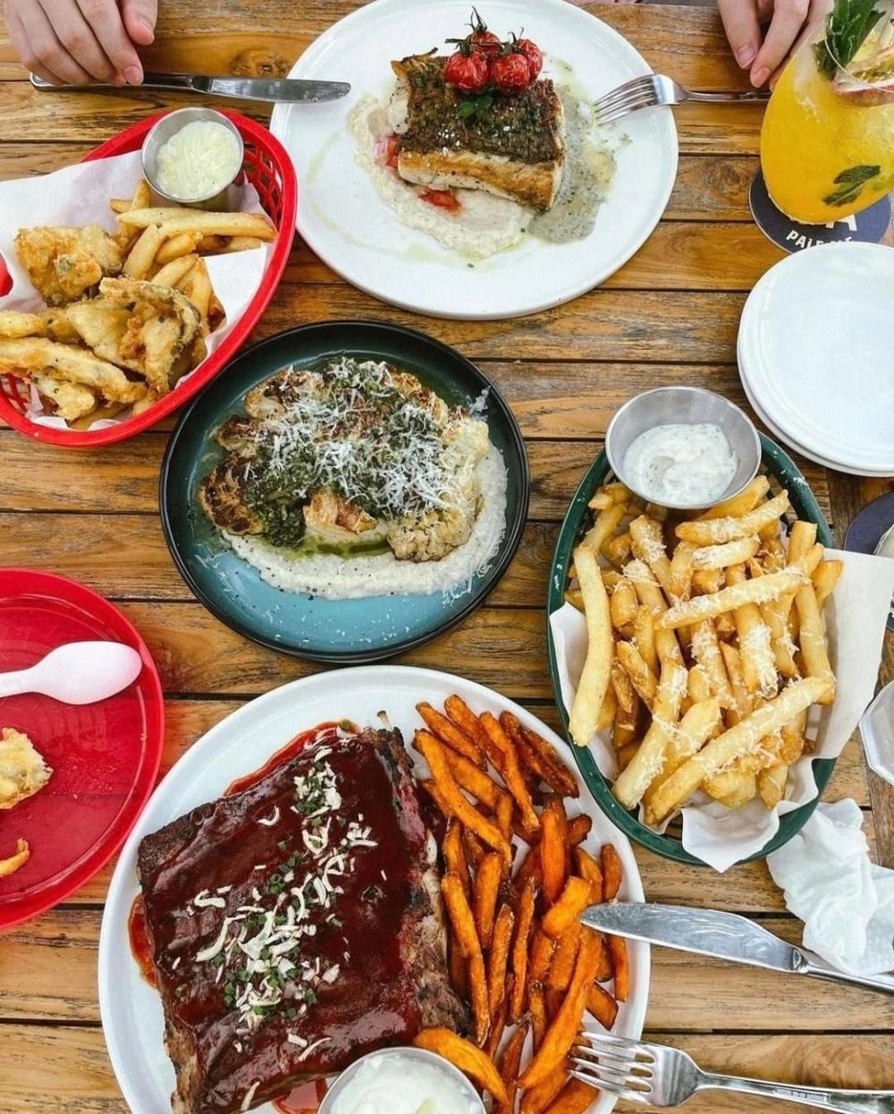 Những nhà hàng có view hút khách ở Singapore 10