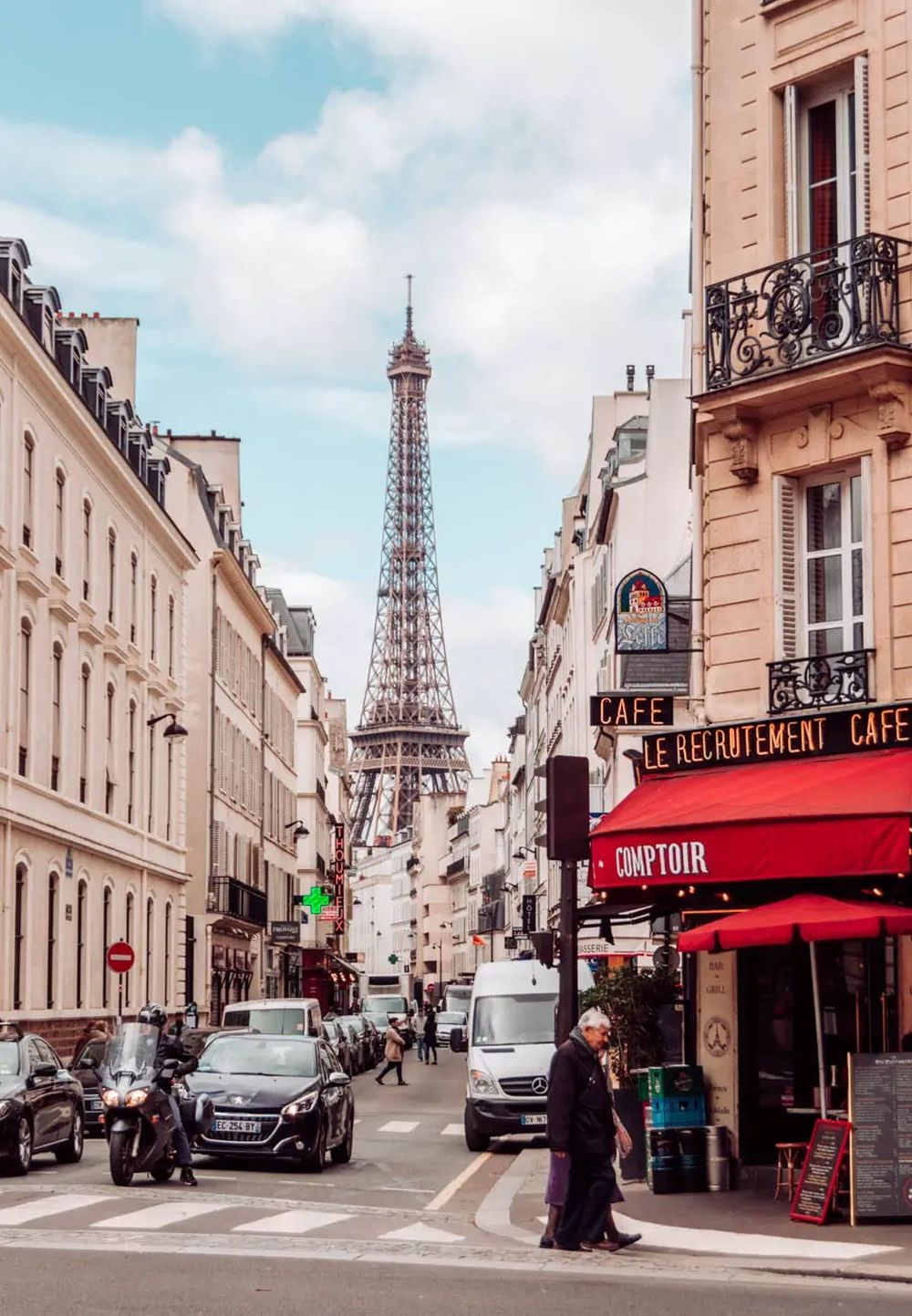 Những sai lầm phổ biến du khách hay mắc ở Paris 1