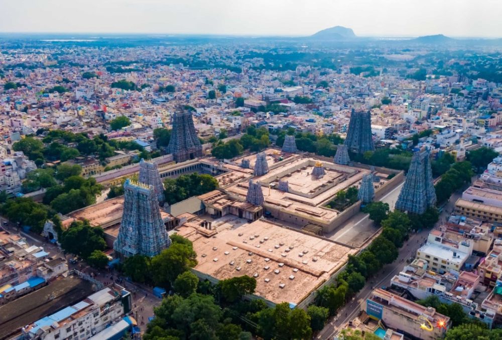 Những thành phố hiện đại được xây dựng trên tàn tích cổ xưa ảnh 10