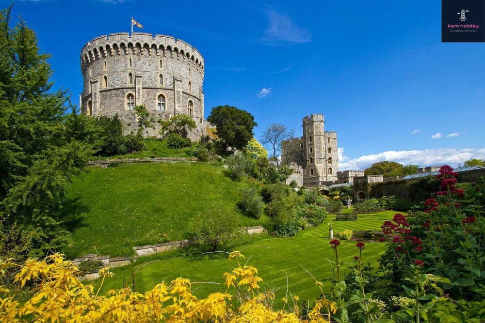 Những tòa lâu đài lớn nhất trên thế giới P1 - ảnh 8