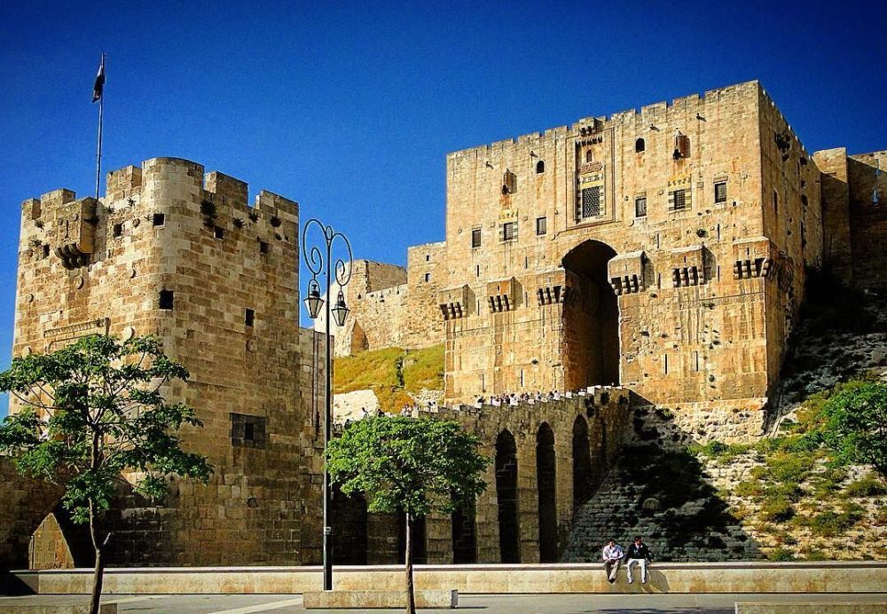 Những tòa lâu đài lớn nhất trên thế giới P2 - ảnh 17