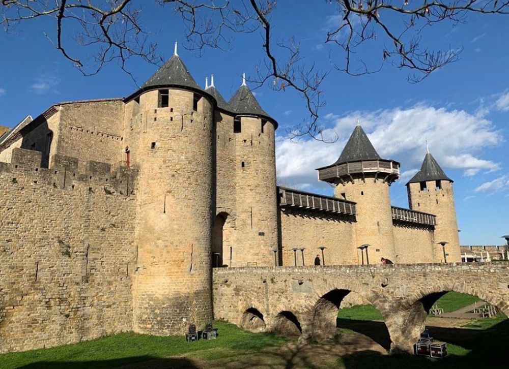 Những tòa lâu đài lớn nhất trên thế giới P2 - ảnh 21