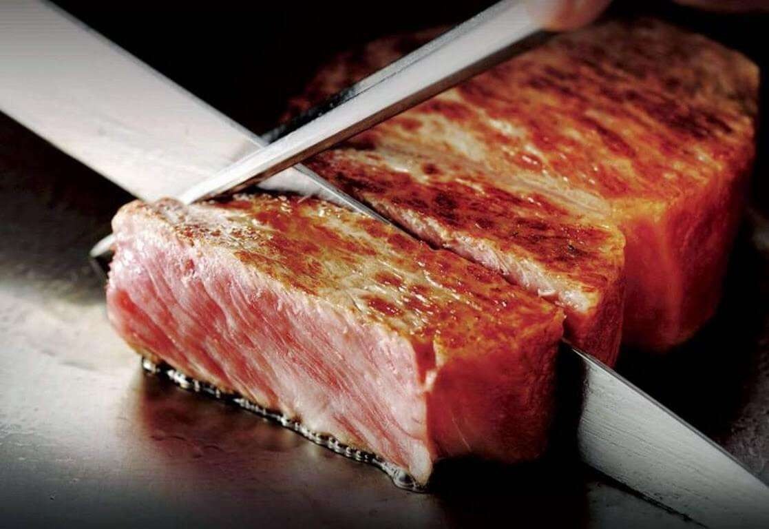 Tìm hiểu lý do vì sao bò Wagyu đắt nhất thế giới 1