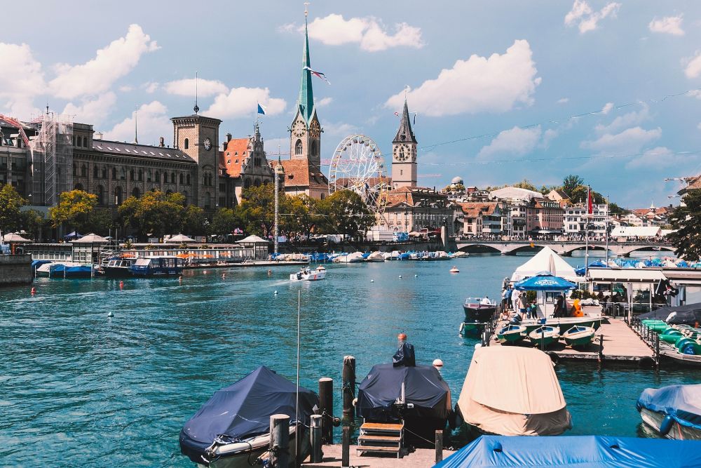 Top 10 thành phố hạnh phúc nhất thế giới ảnh 4