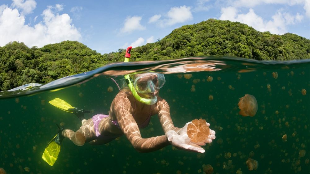 Top 9 hồ nước kỳ lạ trên thế giới 2