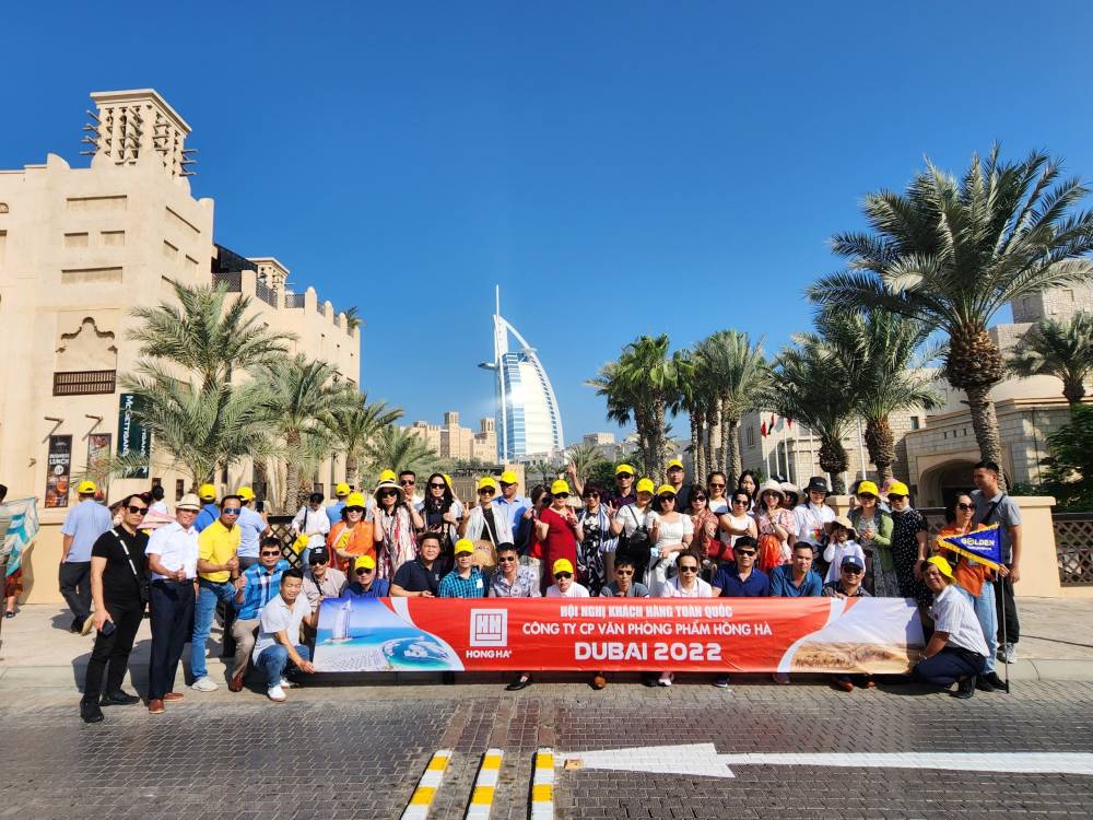 Đoàn VPP Hồng Hà đi Dubai 2022