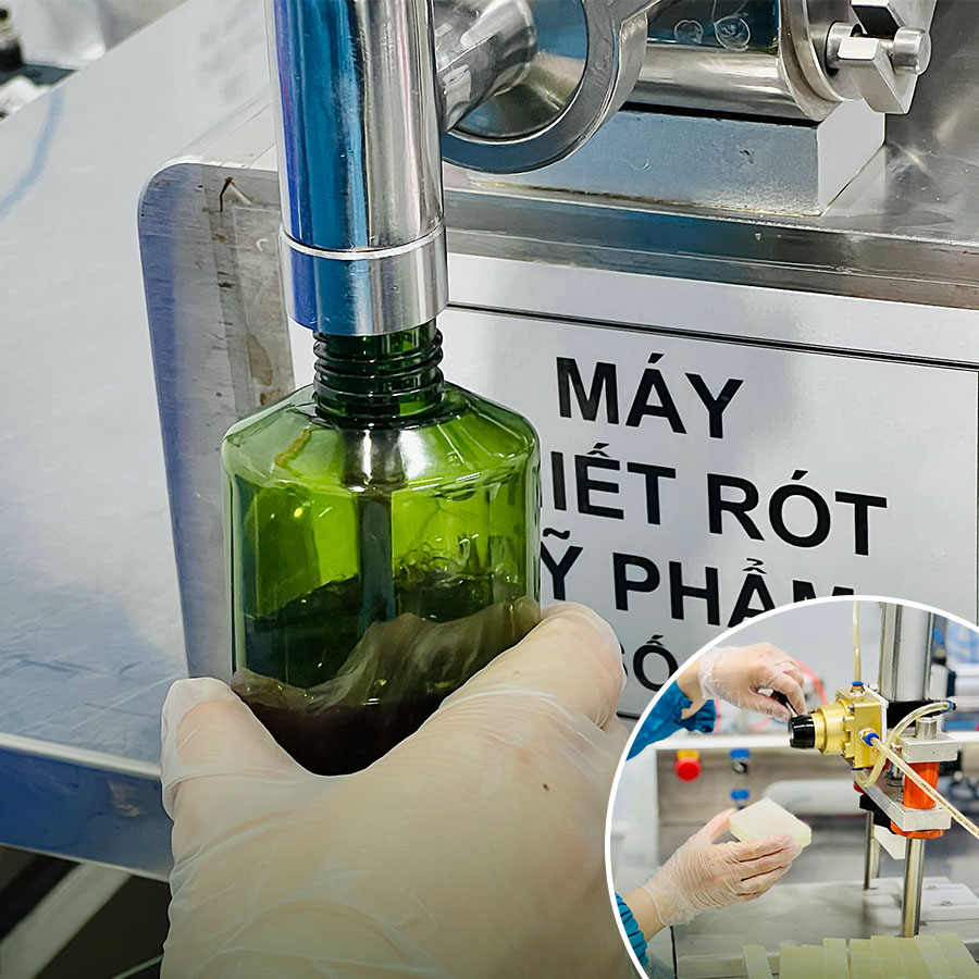 Quy trình chiết rót và đóng gói sản phẩm Dear Nature đảm bảo vệ sinh