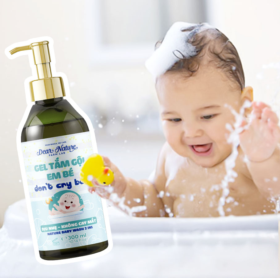Gel tắm gội em bé Khỏe Tự Nhiên Dear Nature chiết xuất thiên nhiên