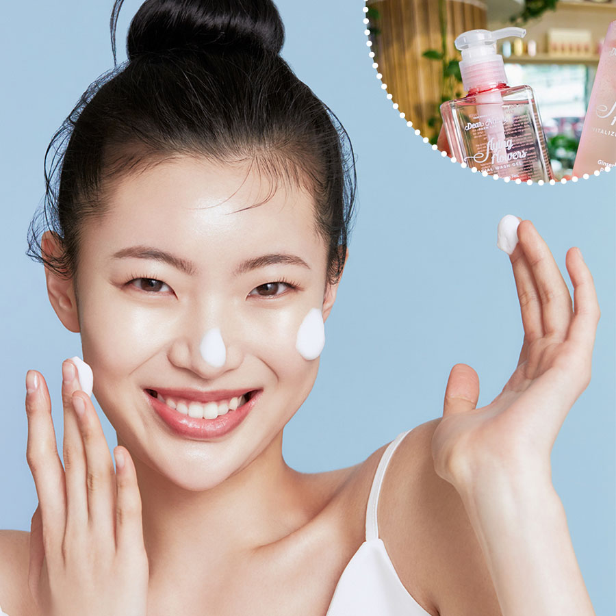 Làm sạch da dịu nhẹ là bước quan trọng trong chăm sóc da mùa hè