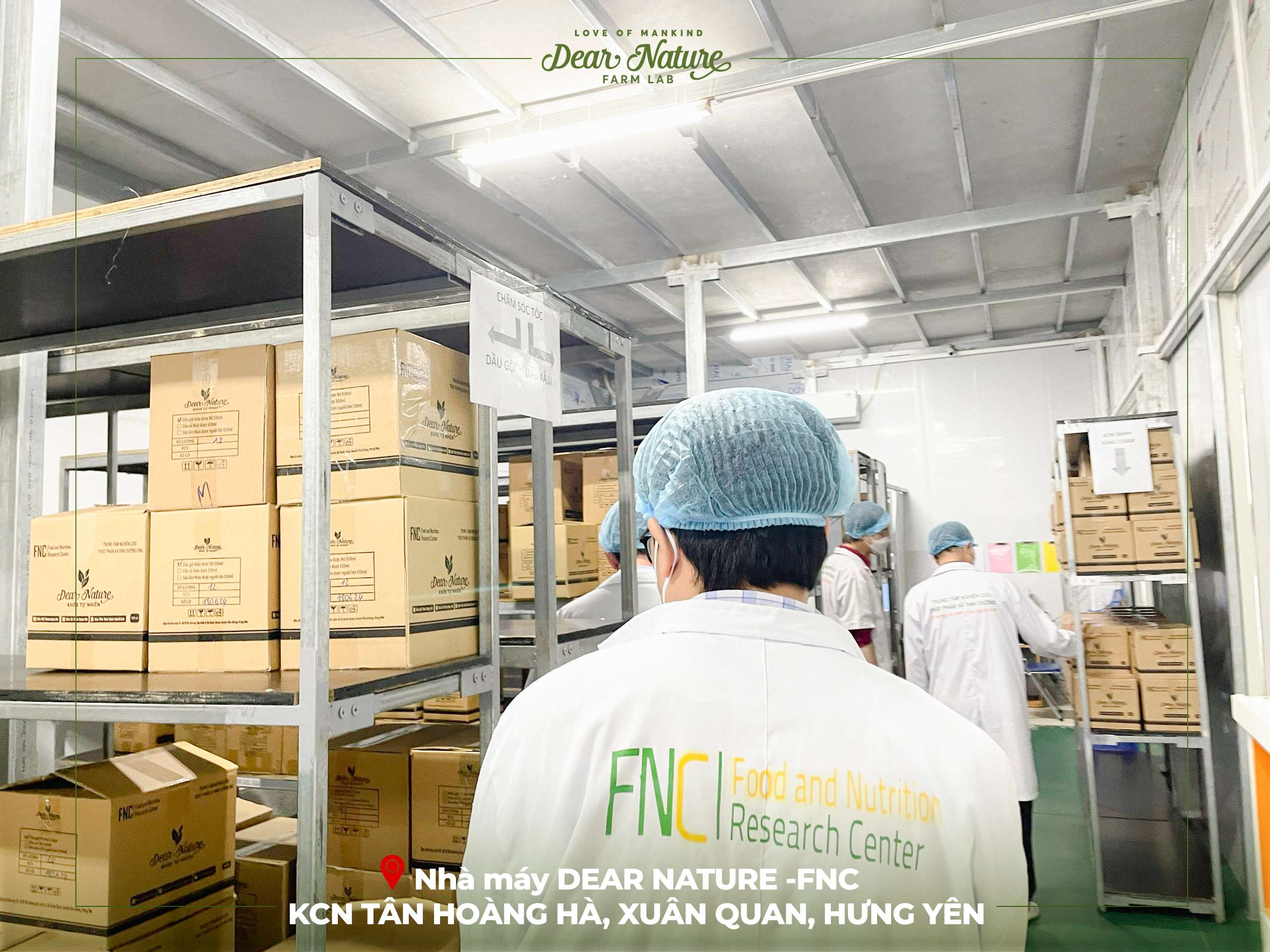 Đoàn thanh tra Sở Y Tế Hưng Yên đang kiểm tra quy trình sản xuất tại nhà máy DEAR NATURE - FNC, đảm bảo tuân thủ các tiêu chuẩn chất lượng nghiêm ngặt