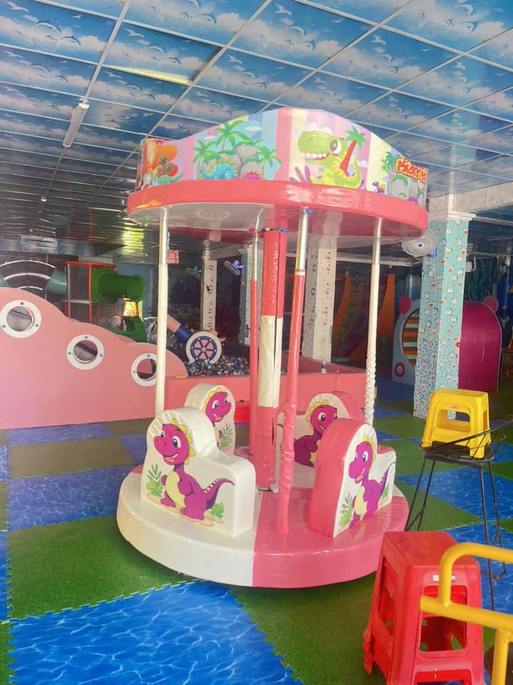 mâm xoay hình thú