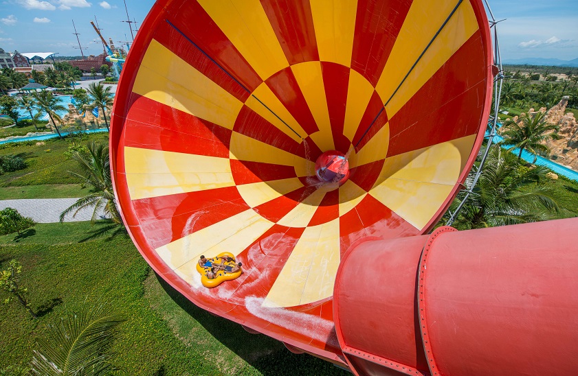 Phao hơi trượt nước