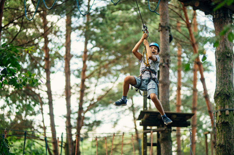 Đường trượt zipline