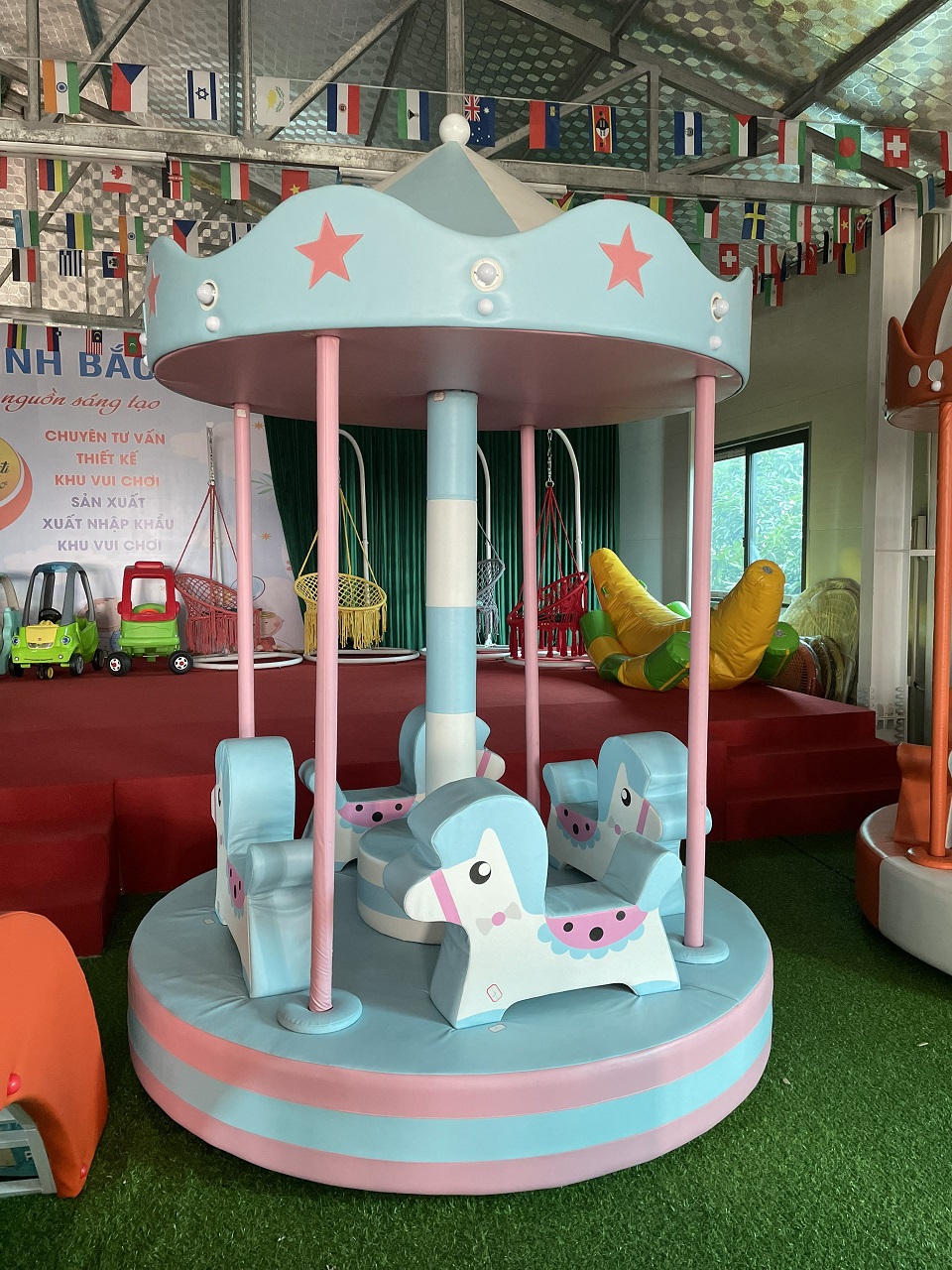 mâm xoay hình thú