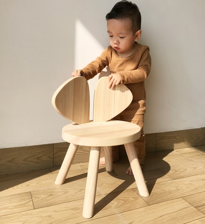 Ghế gỗ mầm non cỏ 4 lá KBGGT15 Sản phẩm ghế gỗ tự nhiên cao cấp được các bé yêu thích.