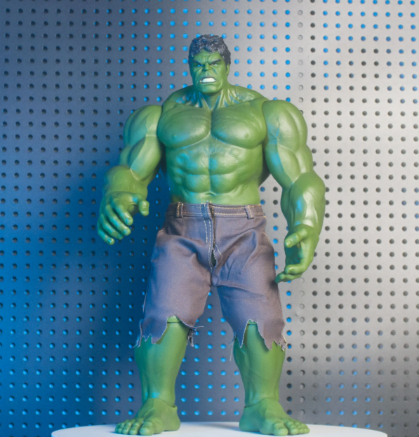HULK – Người khổng lồ xanh và bài học về cảm xúc, sức mạnh, và giá trị bản thân