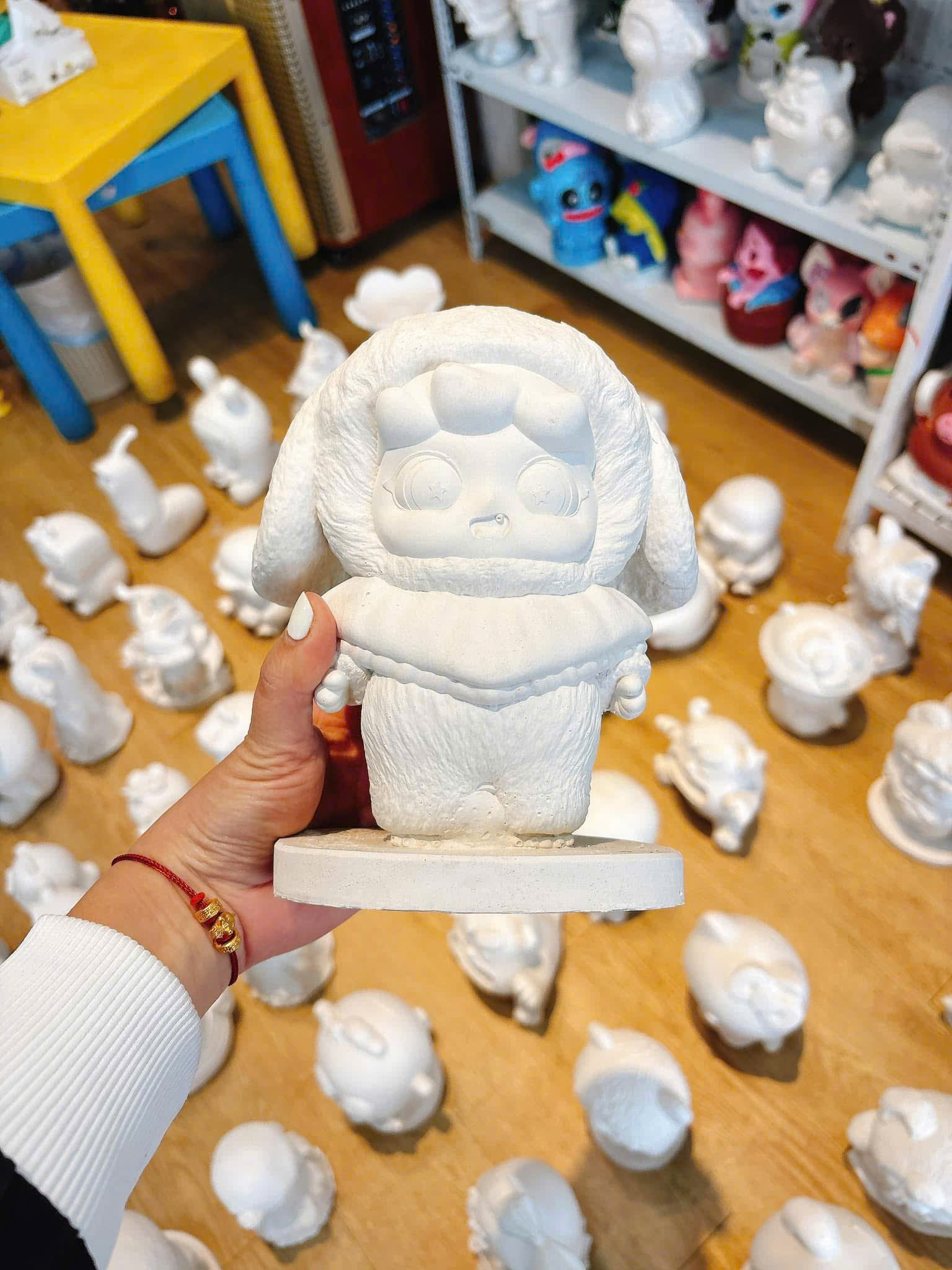 Khám Phá Thế Giới Sáng Tạo Cùng Hoạt Động Tô Tượng Cho Trẻ Em