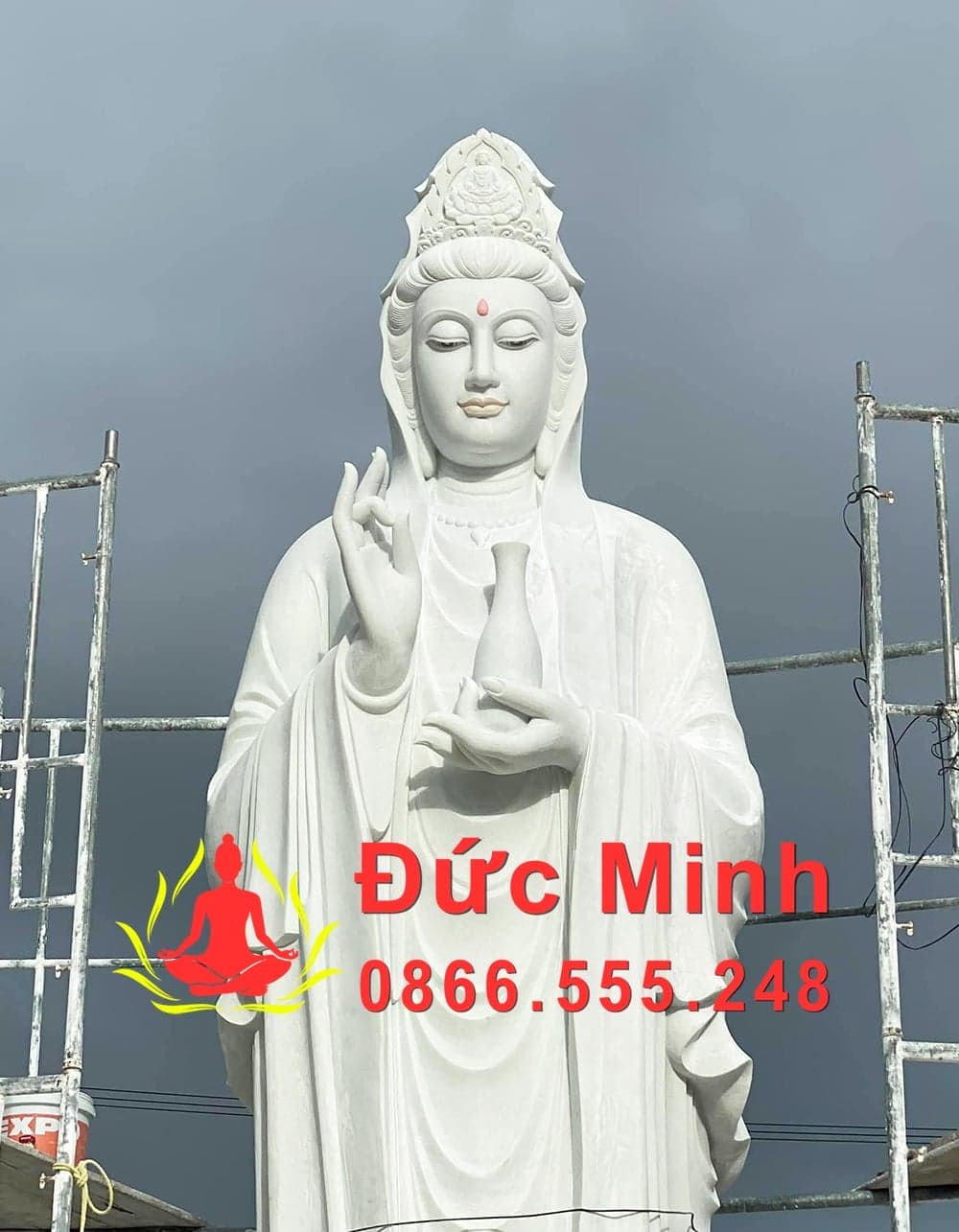 Tượng Phật Bà Quan Âm Đá Trắng Tự Nhiên Đẹp Cao 6m
