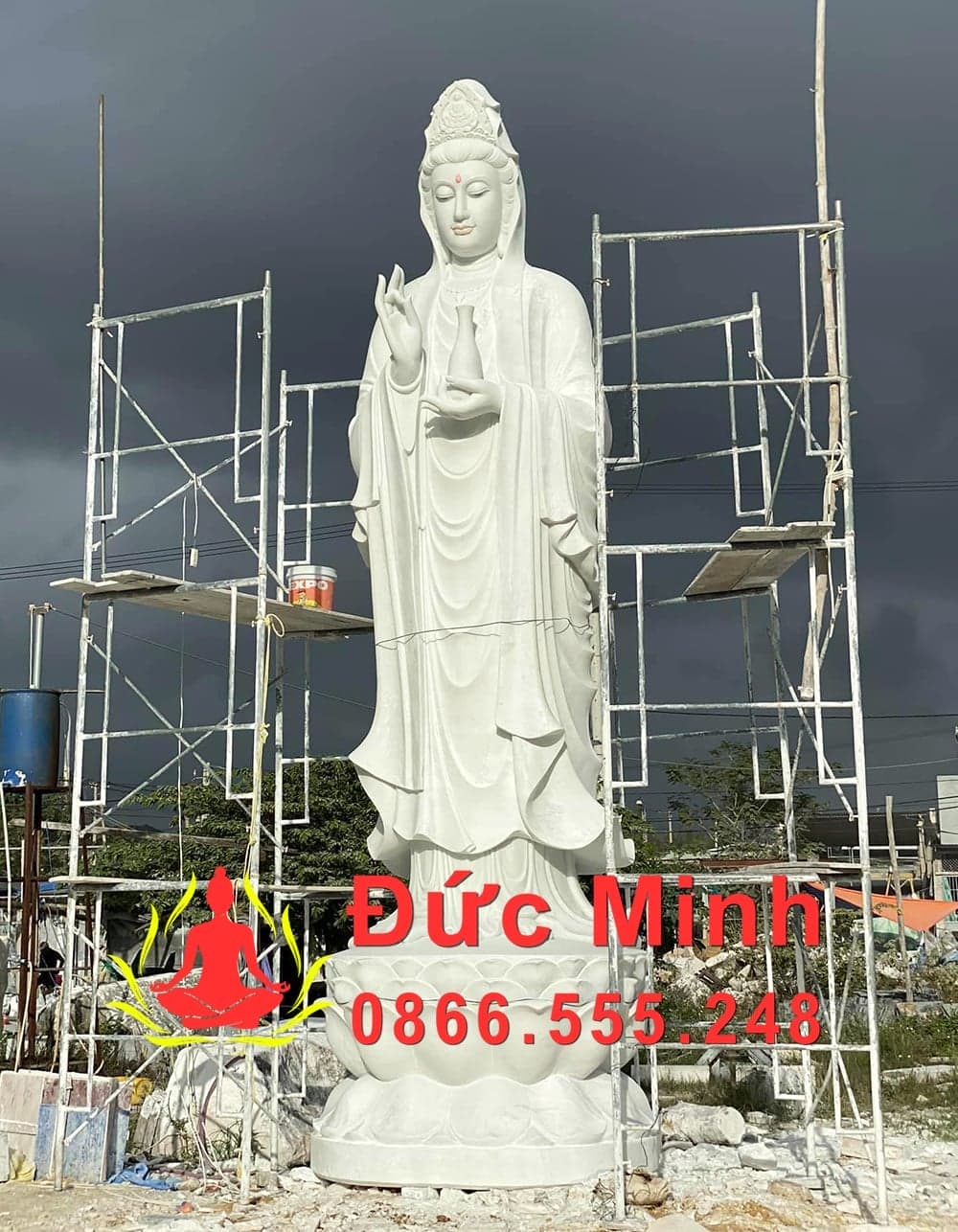 Tượng Phật Bà Quan Âm Đá Trắng Đẹp Cao 6m Nguyên Khối