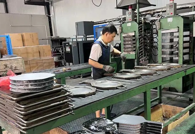 Nhà máy sản xuất vợt Pickleball: Nơi khởi nguồn của chất lượng và hiệu suất