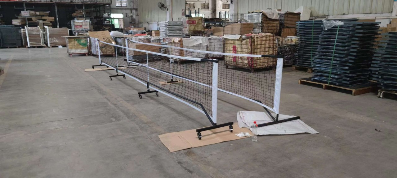 Tìm hiểu về Trụ lưới Pickleball: Kích thước, Chất liệu, Phân loại