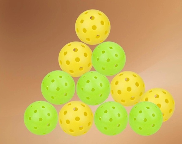 Bật mí cách chọn bóng Pickleball phù hợp với nhu cầu