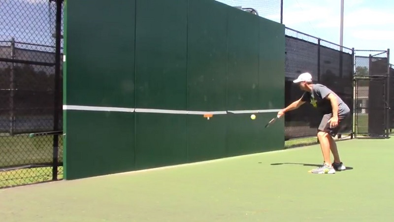 Các bài tập Pickleball với tường giúp cải thiện kỹ năng cá nhân