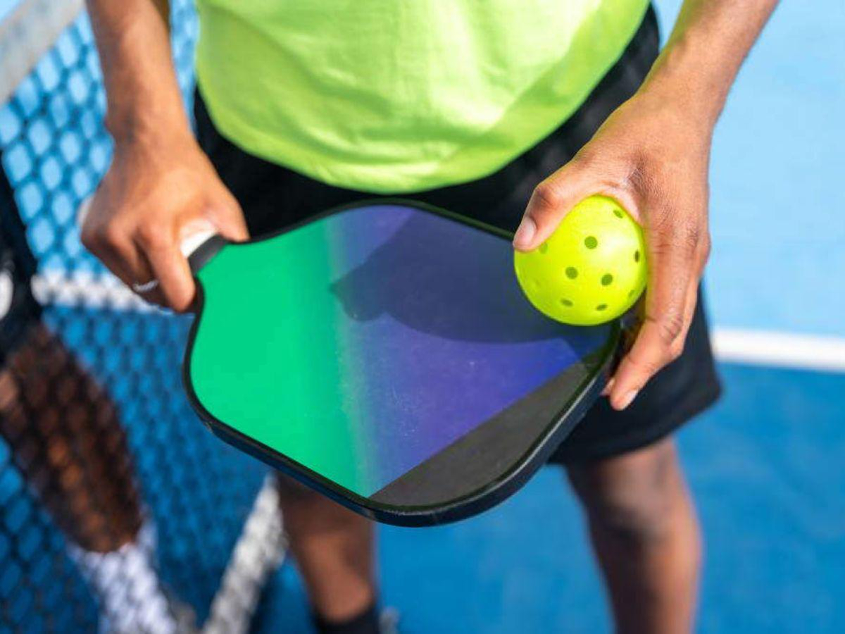 Bật mí cách chọn cán vợt Pickleball phù hợp với từng người chơi