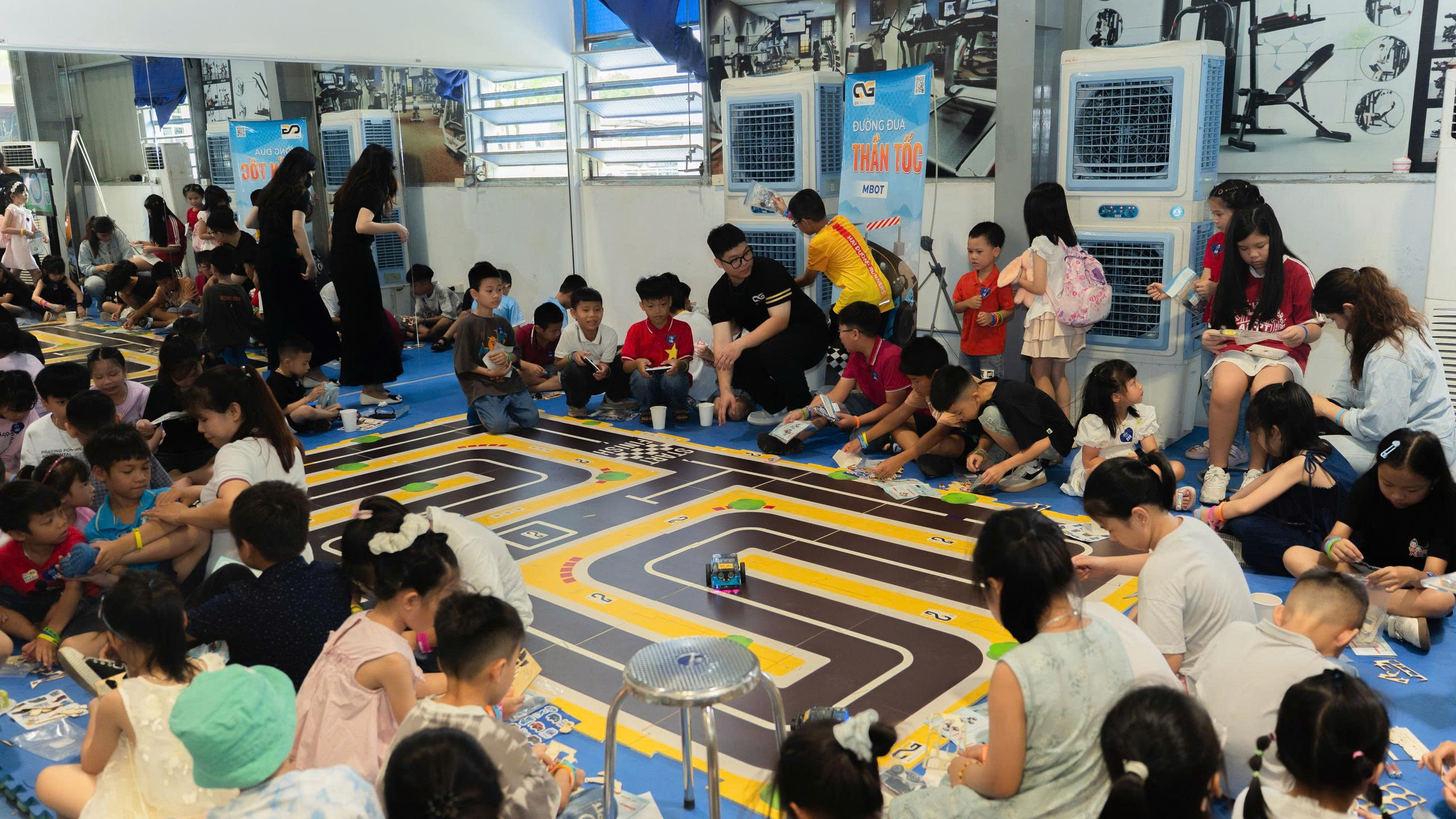 Trải nghiệm STEM Robotics cùng mBot V1.2 cùng với Quách Gia tại Ford Hải Dương