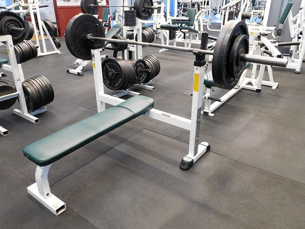 Có nên mua ghế tập tạ đa năng cụ thanh lý? Địa chỉ thanh lý ghế uy tín?