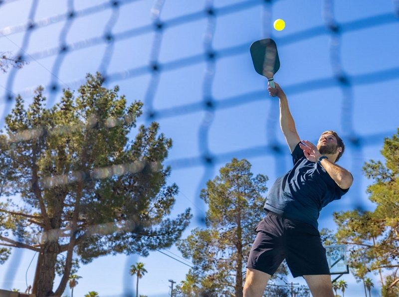 Cách khắc phục lỗi đánh bóng Pickleball ra ngoài hiệu quả nhất