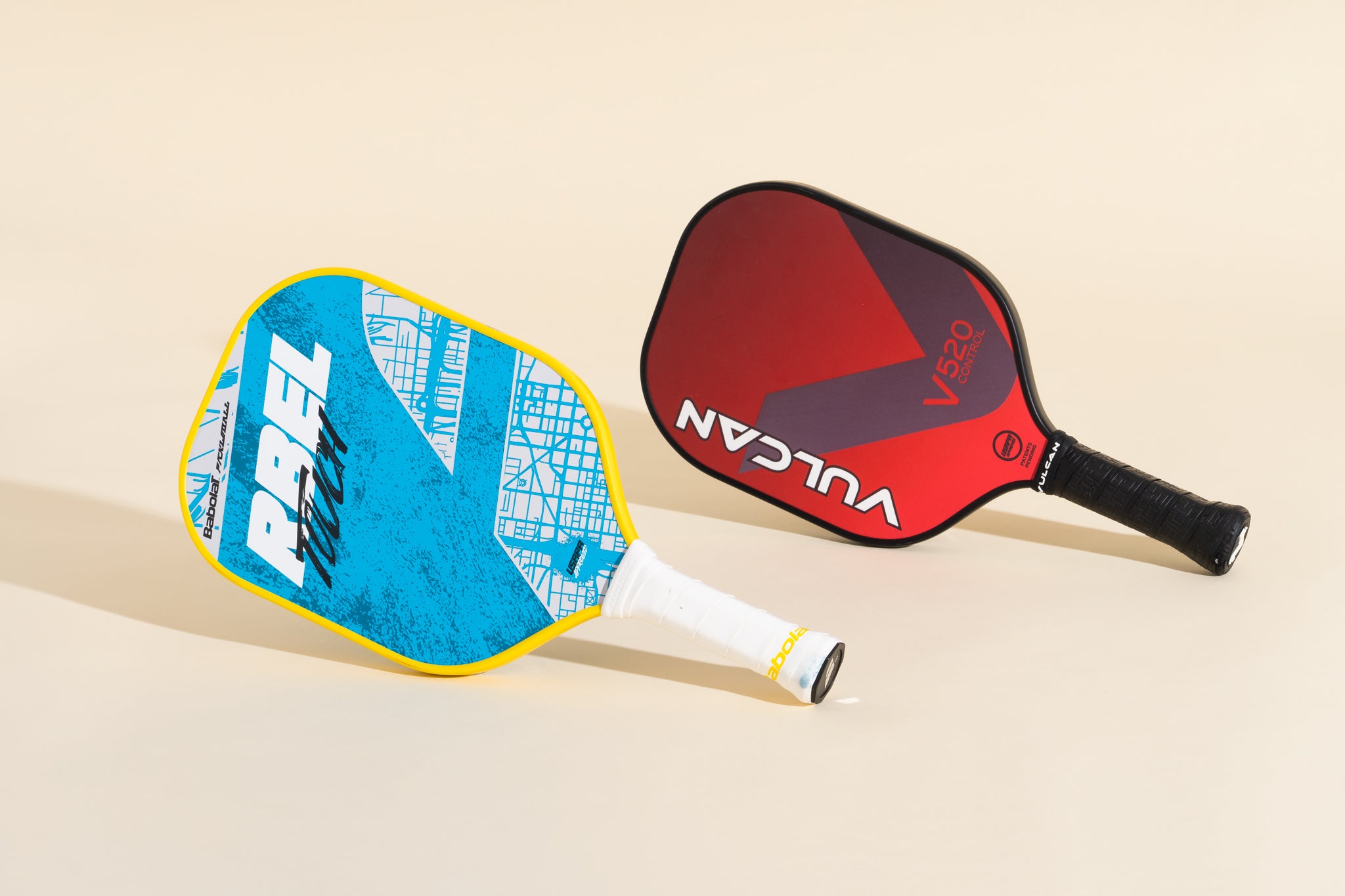 Các loại Pickleball Paddles cho người chơi từ cơ bản đến chuyên nghiệp