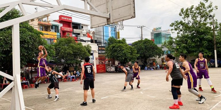 Kinh nghiệm thuê sân bóng rổ tphcm uy tín, chất lượng