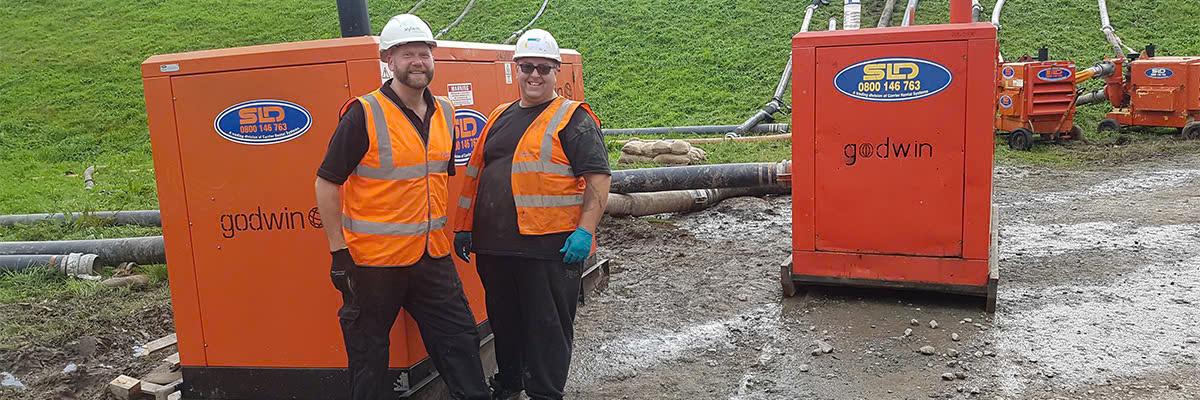 Phản ứng nhanh để ngăn chặn thảm họa do mưa ở Vương Quốc Anh