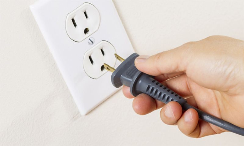 Bình nóng lạnh không có nguồn điện