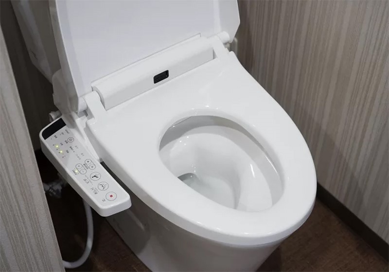 Bồn cầu vệ sinh thông minh